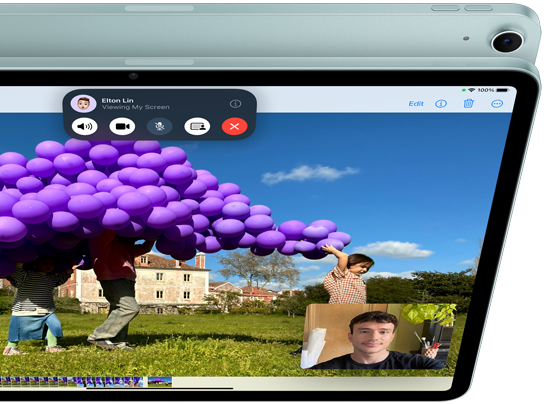 iPad Air s 12MP ultraširokoúhlou přední kamerou, ukázka funkce SharePlay ve FaceTimu
